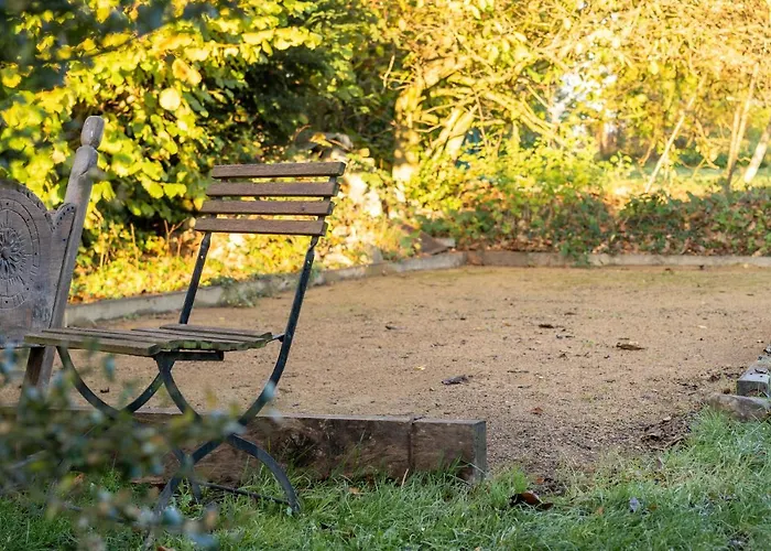 Au Four Et Au Jardin בית נופש נמור